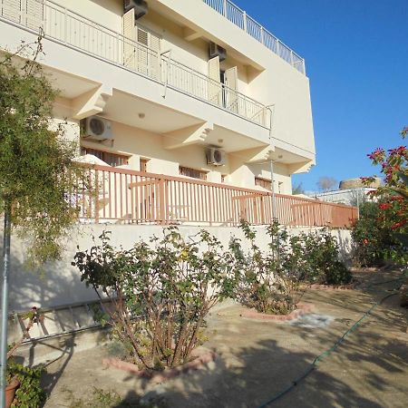 Niki Court Holiday Apartments Paphos Exteriér fotografie