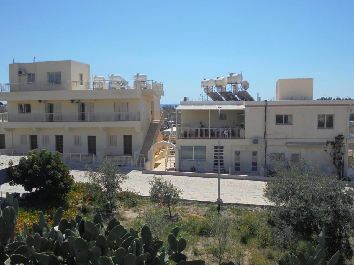 Niki Court Holiday Apartments Paphos Exteriér fotografie